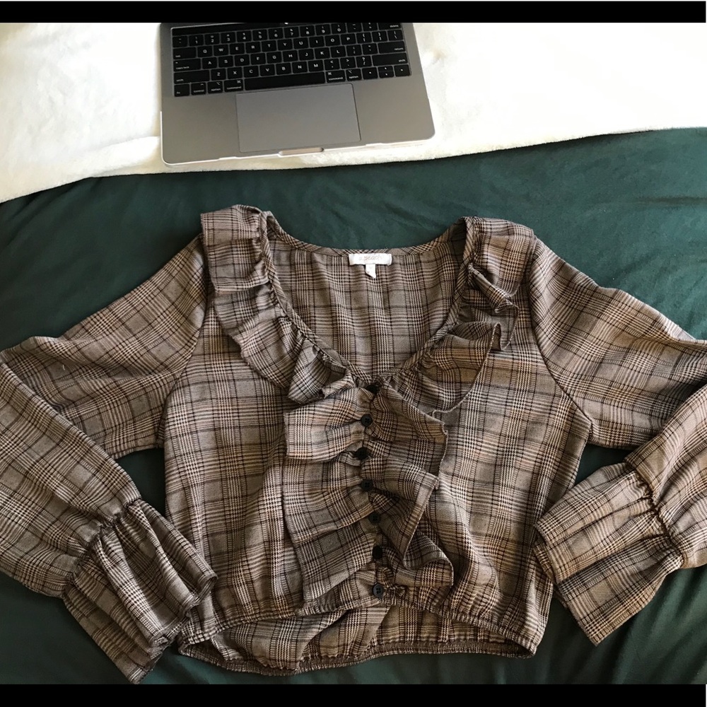 Cropped vintage shirt